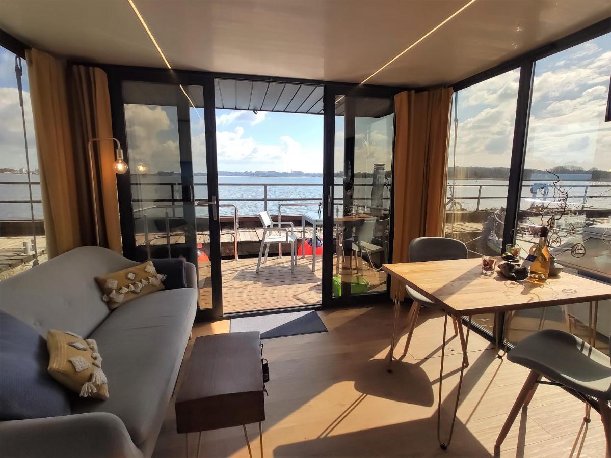 Hausboot Hilja Hotel Шлесвиг Екстериор снимка