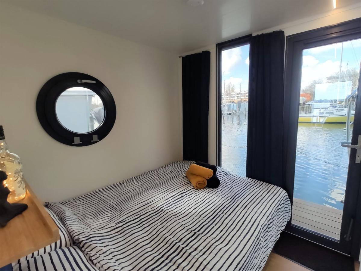 Hausboot Hilja Hotel Шлесвиг Екстериор снимка